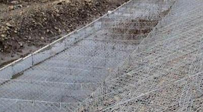 雷諾護(hù)墊堤壩施工測(cè)量方法